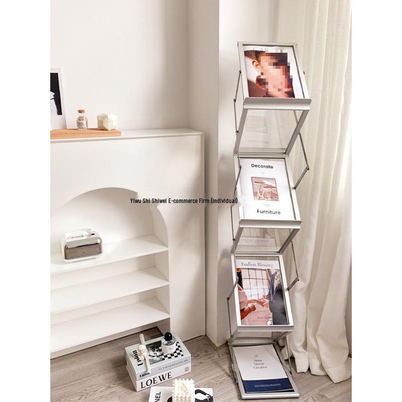 Блокнот в английском стиле: Обложка модного журнала и реквизит для макета сцены