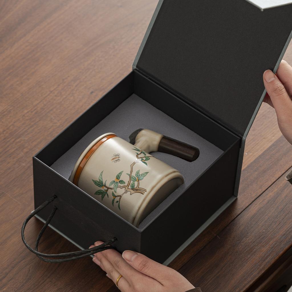 Teacup ceramic high-end personal special tea drinking cup office tea separation tea cup master cup souvenir