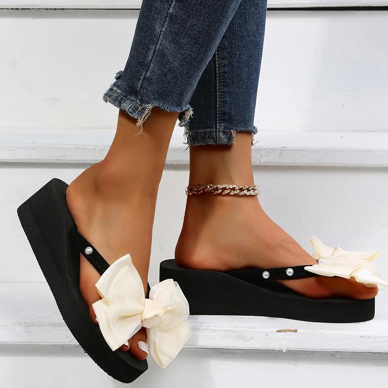 Мода 2025 Стильные шлепанцы Peard Decro для женщин Летние шлепанцы с бантом Женские Нескользящие Мягкая подошва Платформа Слайды Женские