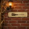 Spooky Yard Art Distressed Wooden Broom Wall Sign, Rustic Retro Witch Hanging Easy Installation Decor Decor, Outdoor Sign for Porch Fence Courtyard