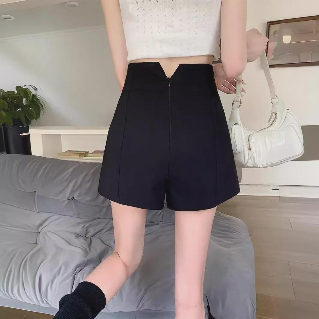 2024 Summer Women's High-Waist Black A-Line Shorts - Plus Size Slim Fit