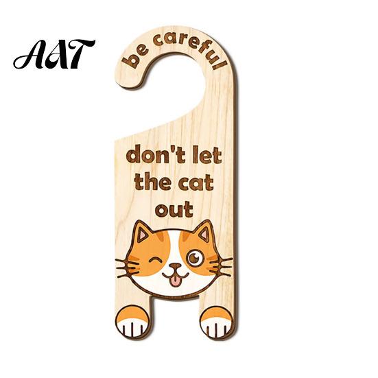 Decorative Door Knob Hanger Cat Warning Handle Sign, Wooden Cartoon Hanging Reminder, Pet Sign Safety Hanger, for Bedroom And Entryway Doors Cafe
