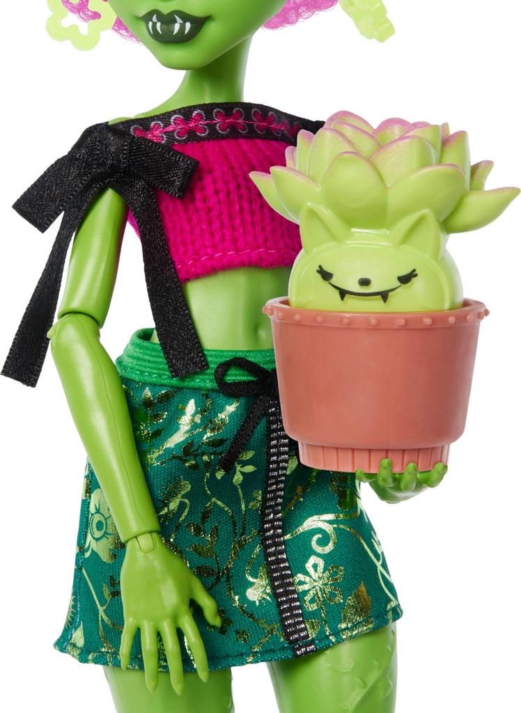 Monster High Secrets Venus McFlytrap Doll and Accessory Set with 13 Realistic Surprises Including Hair Care a and Plants Self-Scare Products, Bonnet,