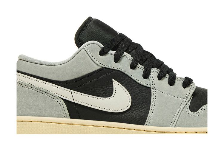 Jordan 1 Низкий Свет Дымчато-Серый Офф Нуар