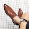 Мужские туфли-броги из натуральной кожи с острым носком и тисненым узором под крокодила, молодежные, черного/коричневого цвета, размер 38-46