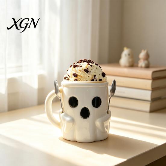 Office Desk Ornament Accessories Halloween Ghost Ice Cream Pint Holder, Dual Spoon Slot And Cup with Holder Handle Design Durable PLA Leak-Proof