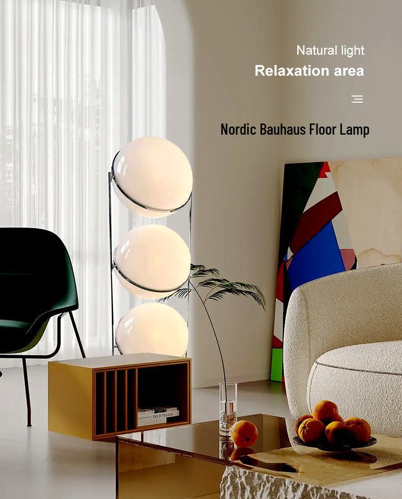 Скандинавская напольная лампа-сфера в стиле Mid-Century Bauhaus – Минималистичный дизайнерский прикроватный светильник