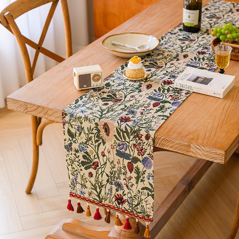 American Retro Floral Table Runner Long Decorative Cloth for Coffee TV Dining Table Atmosphere Fabric Cover