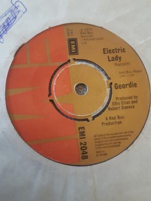 7-дюймовая пластинка GEORDIE - Electric Lady EMI2048 EMI 1973 UK Рок Б/У