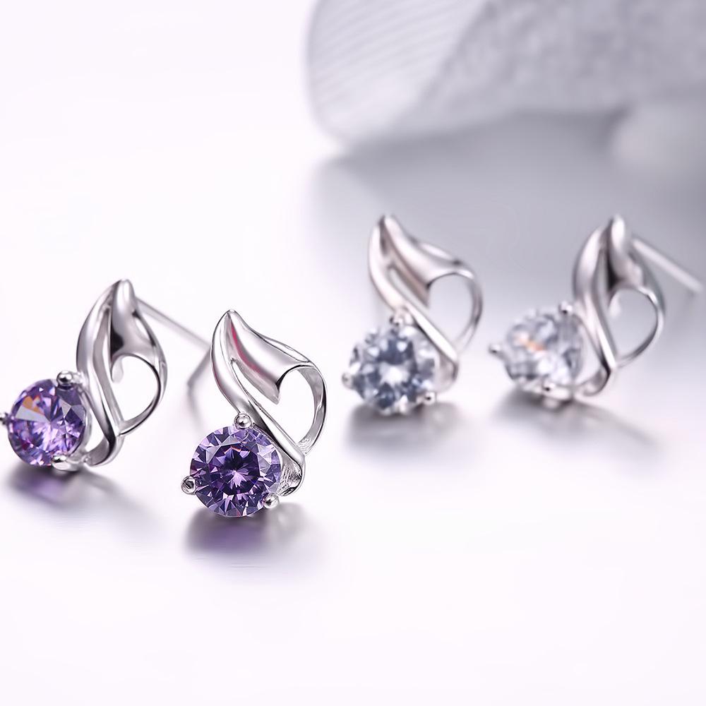 Retro Fashion Silver-Plated Women's Conch Stud Earrings by Wei Hua