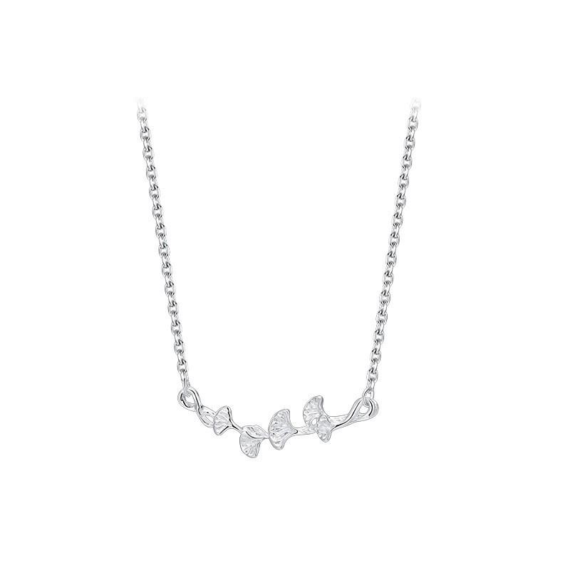 Womens Ginkgo Leaf Necklace Delicate Minimalist Cold Style Clavicle Chain