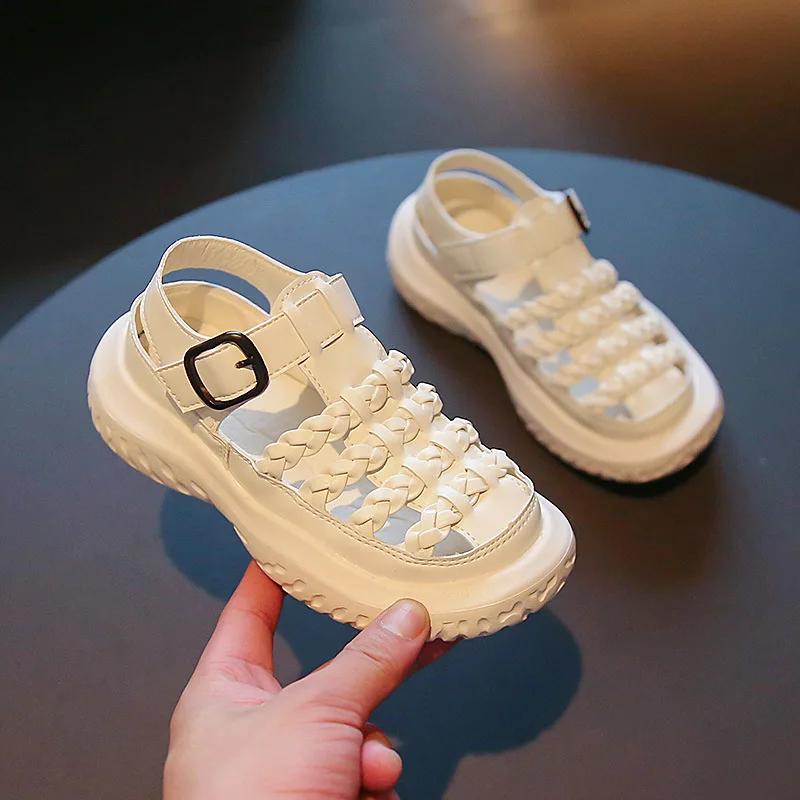 Fashion 2025 Summer New Children Sandals for Girls Fashionable Korean Style Soft Bottom Anti-slippery Versatile Woven Roman Beach Shoes