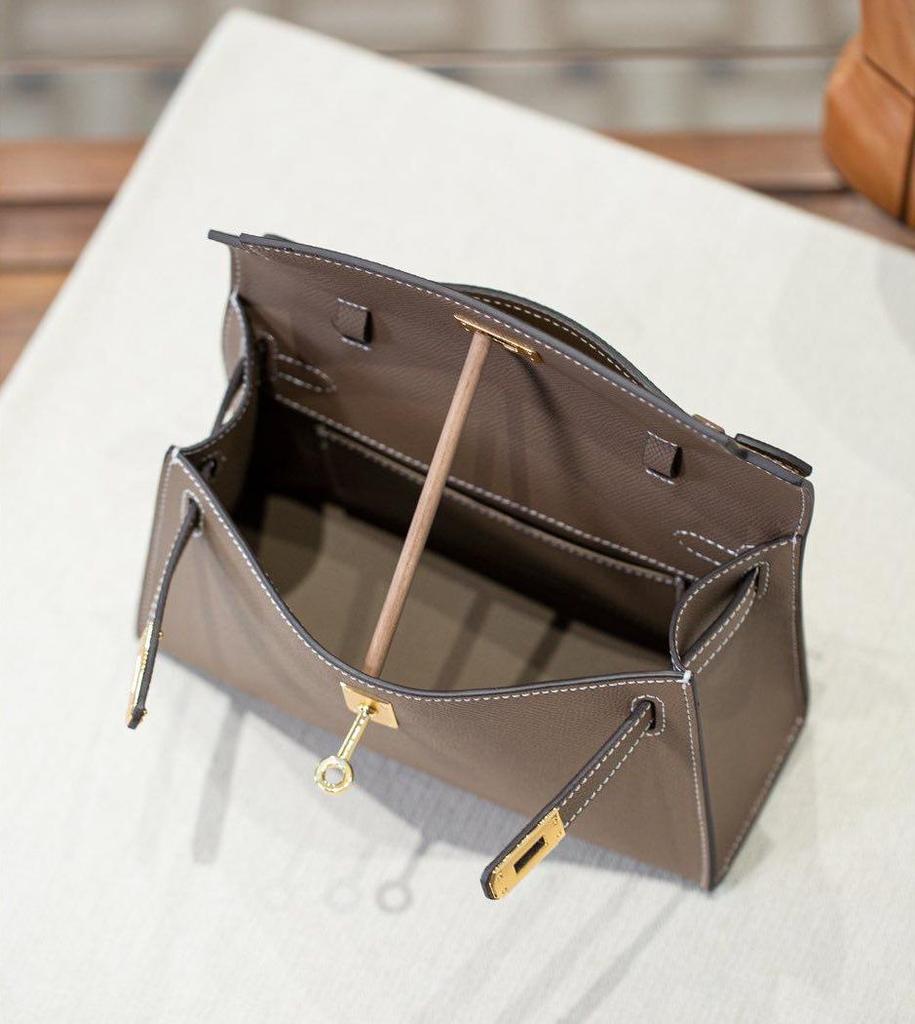 2025 Genuine Leather Palm Print Kelly Bag - Single Shoulder & Crossbody with Gold Buckle