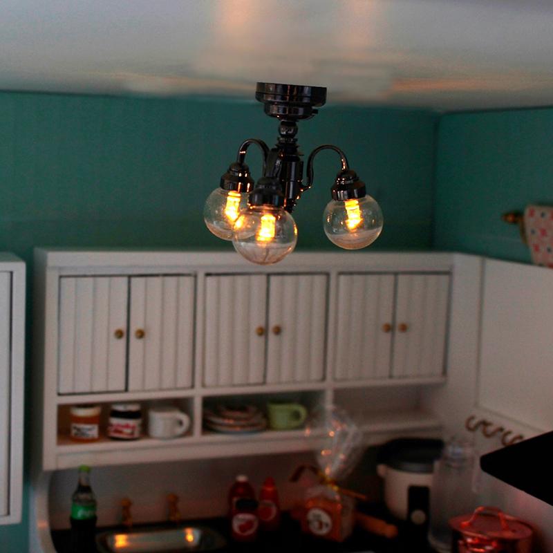 1:12 Кукольный домик Мини 3-х ламповый потолочный светильник Люстра Светодиодная лампа Настенный светильник Декор Игрушка