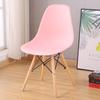 Обеденный стул Eames в скандинавском современном минималистичном стиле из массива дерева со спинкой