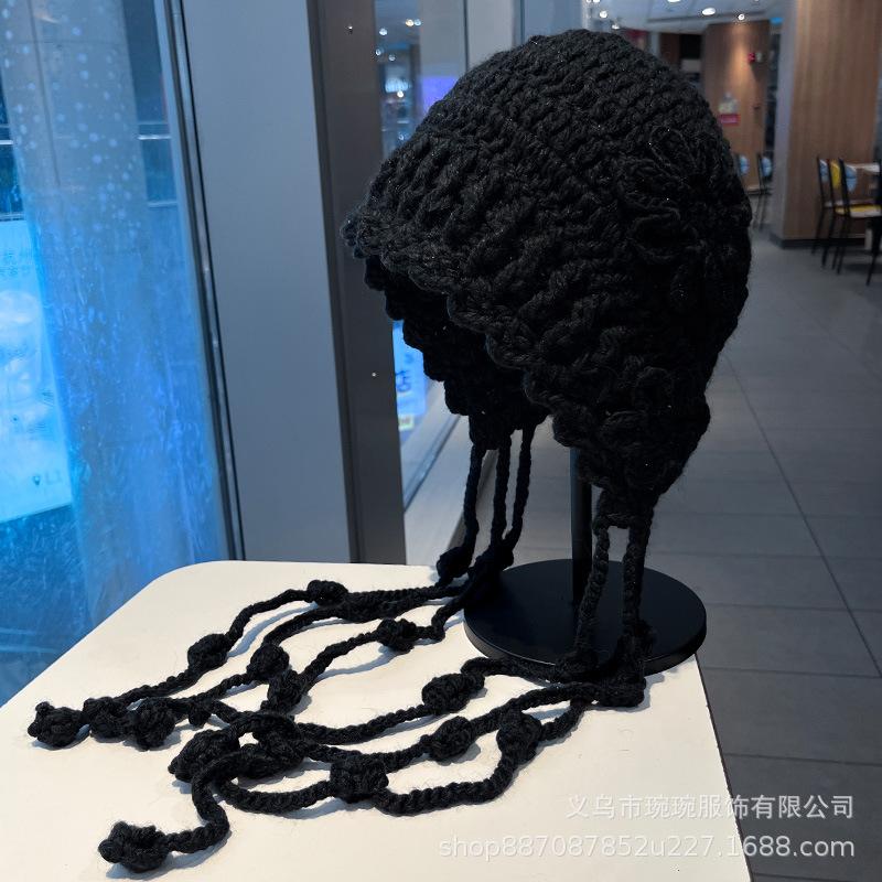 Hand-crocheted flower headgear women's spring and autumn thin style atmosphere show face small pullover hat knitted hollow cold hat