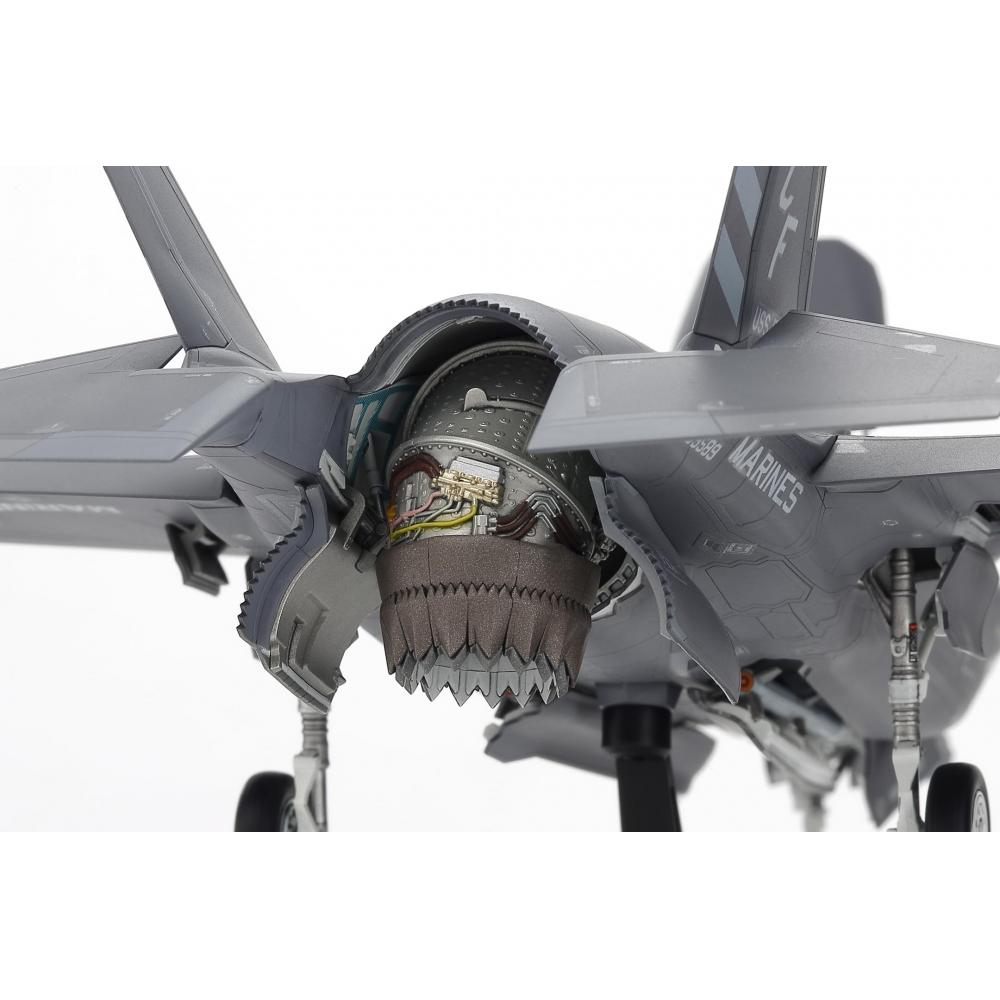 Tamiya 172 Warbird Collection Series № 93 Lockheed Martin F-35B Lightning II Пластиковая модель 60793