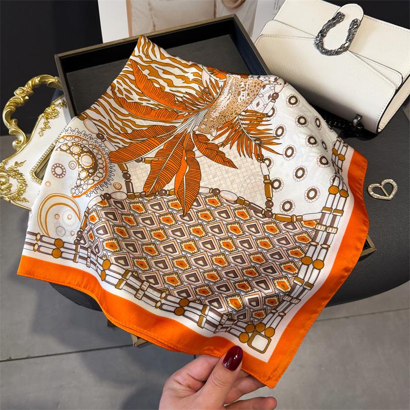 Multi-fashion printed silk scarf square scarf high-end sense versatile shawl sunscreen neck small square scarf headscarf women's scarf