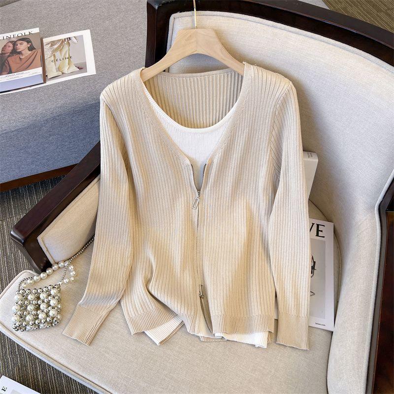 Женский трикотажный свитер большого размера свободного кроя, стройнящий: Универсальная базовая футболка из двух частей для весны и осени