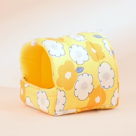 Thickened Quilted Warm Shelter Hamster Bed, Cartoon Print Cozy Hideout, Winter Cave Comfortable Hideaway for Hamsters Small Animal Cage Accessories