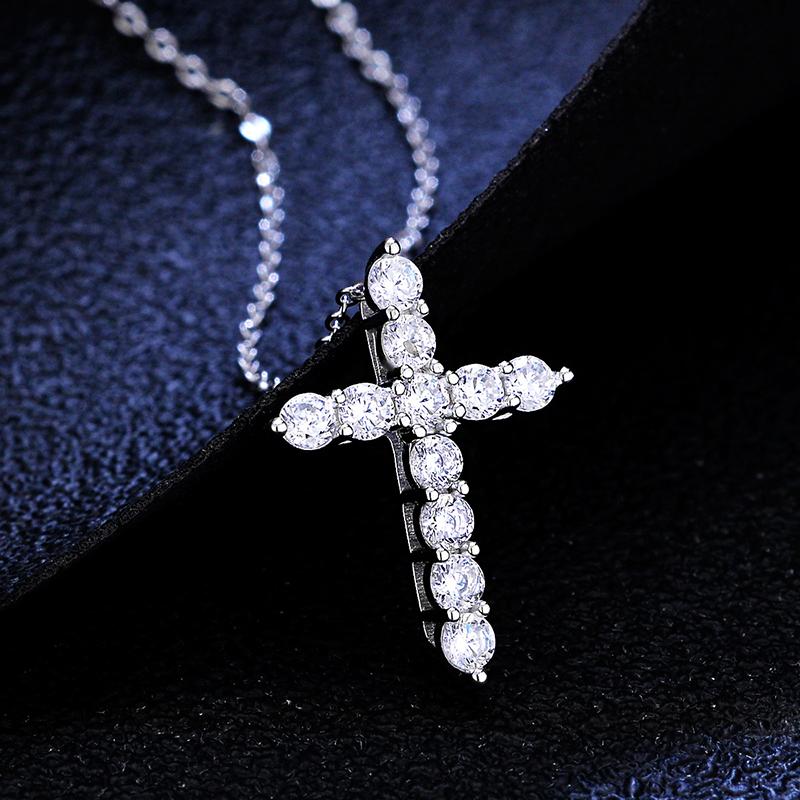 Fashion Real Moissanite Cross Pendant Necklace Pure S925 Sterling Silver 1 .1ct In Total D Color For Women Wedding Fine Jewelry