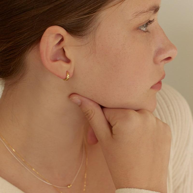 Lewe Mini oval corn earring