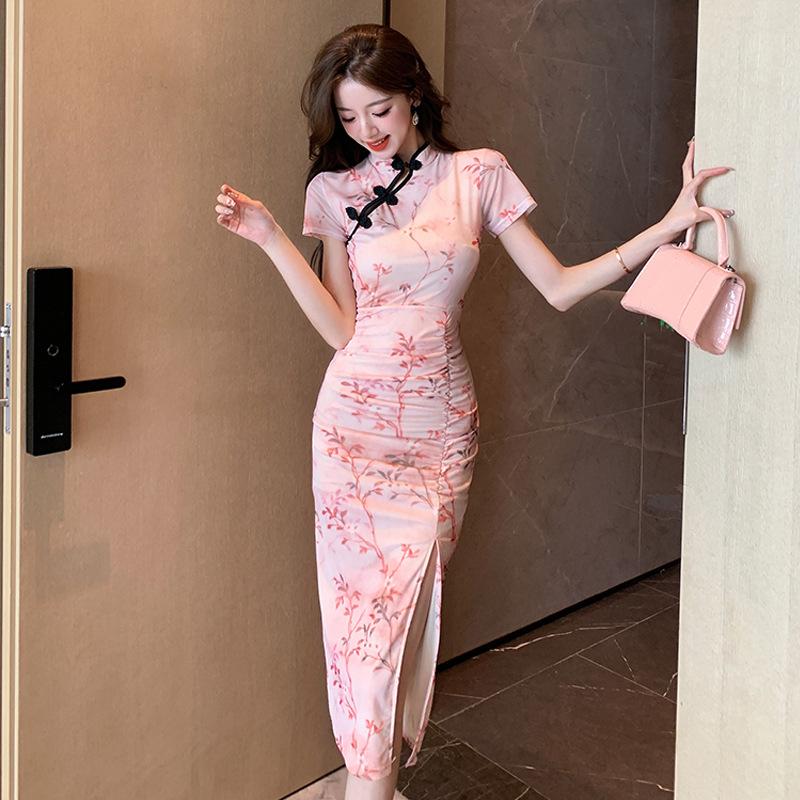 Женское китайское платье-ципао в молодежном стиле