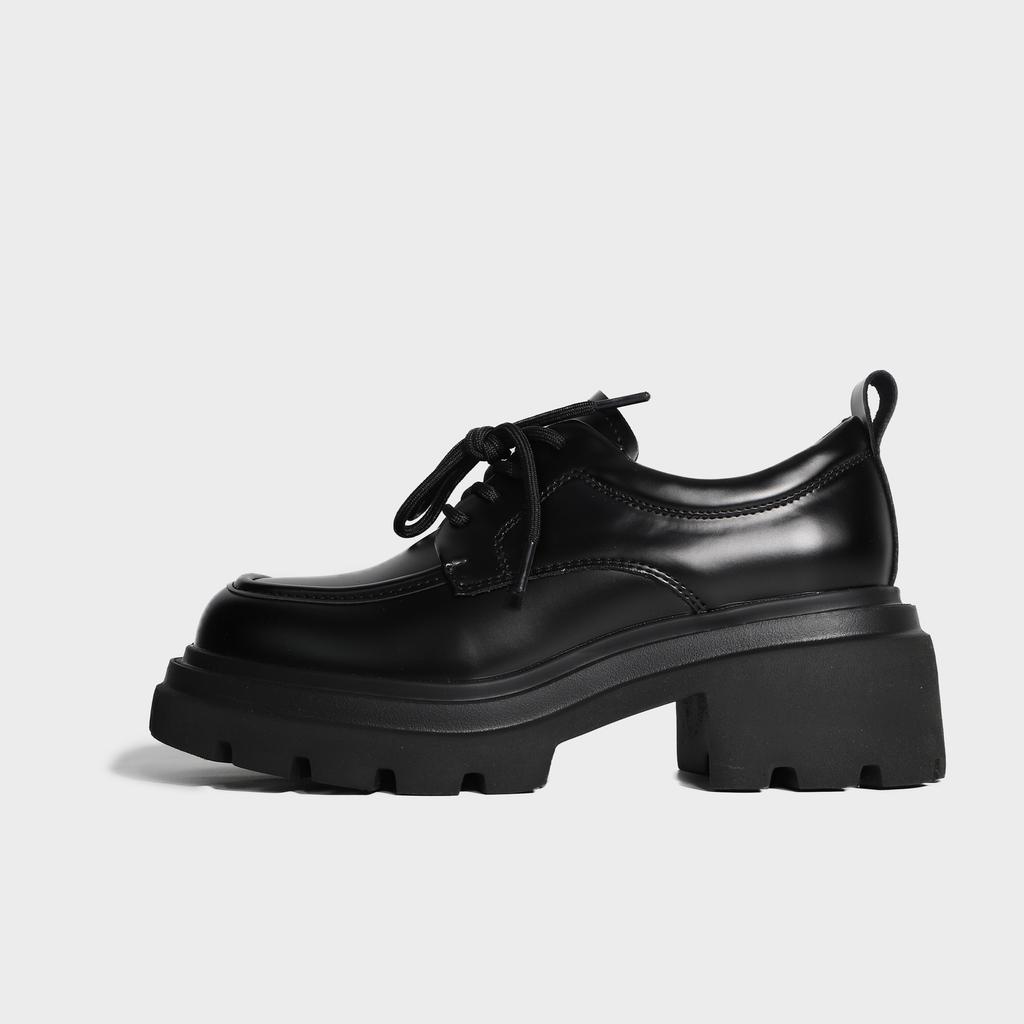 2025 весна новая мода лоферы на шнуровке спереди женские удобные на платформе британский стиль маленькие кожаные туфли толстый высокий каблук женская обувь