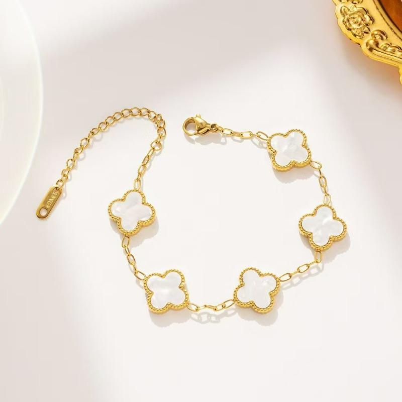 Набор "Четырехлистный клевер", Набор бижутерии из нержавеющей стали с бахромой.