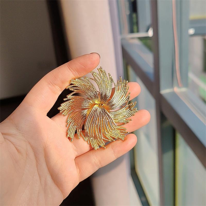 Брошь «Средневековый золотой фейерверк», высококачественная женская металлическая брошь, ниша дизайнерского смысла, изысканные ретро-аксессуары высокого класса