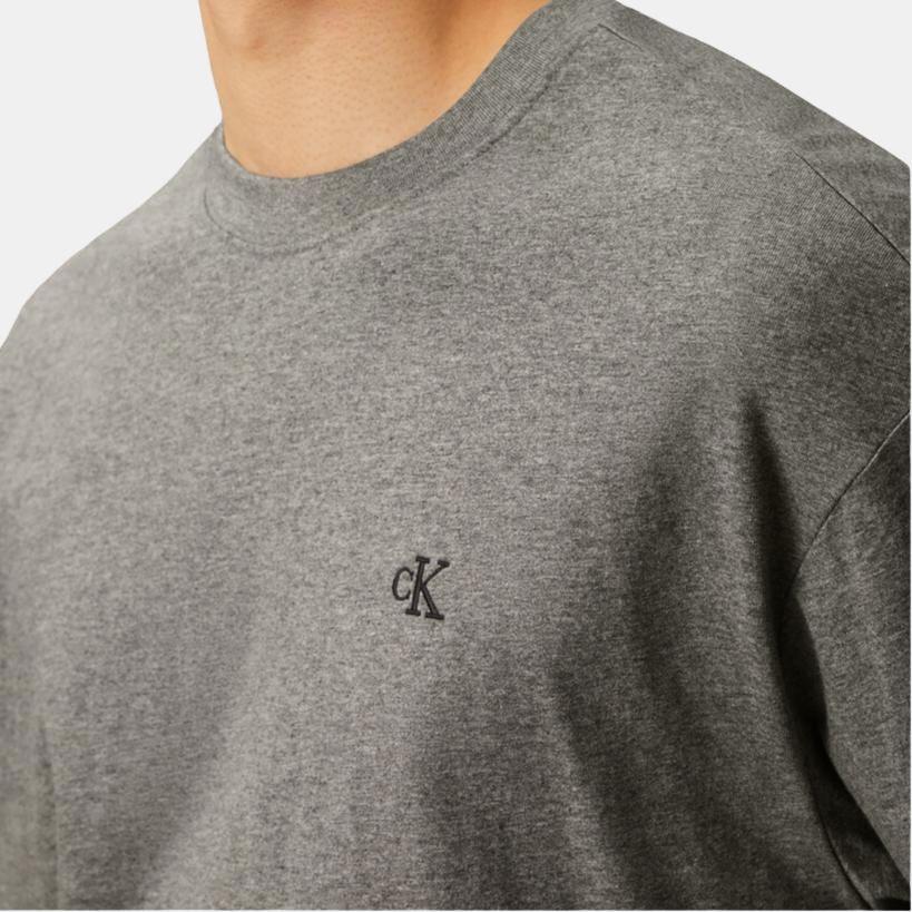 Calvin Klein Минималистичная Удобная Универсальная Повседневная Футболка с Логотипом с Круглым Вырезом и Коротким Рукавом Мужские Топы Средне-Серая 40HM229-P7E