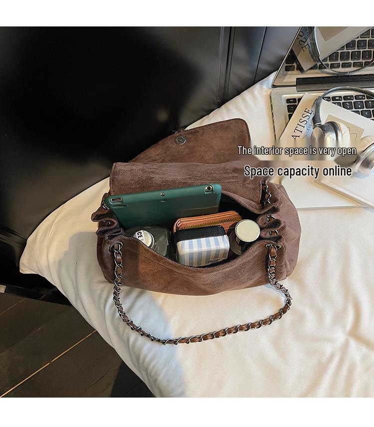 2025 Осень/Зима Ретро Матовая Женская Универсальная Сумка на Одно Плечо с Цепочкой