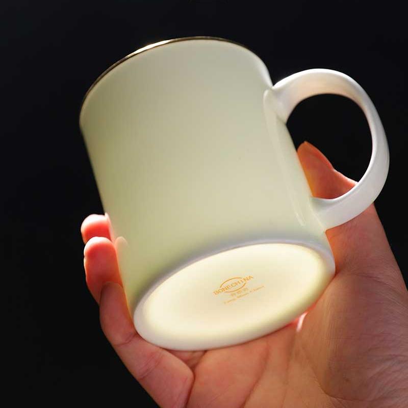 Кофейная кружка из костяного фарфора с золотым ободком, 200-400 мл, чайная чашка с ручкой, белая, 1 шт., для эспрессо, горячего какао, капучино, латте и холодных напитков, подходит для микроволновой печи