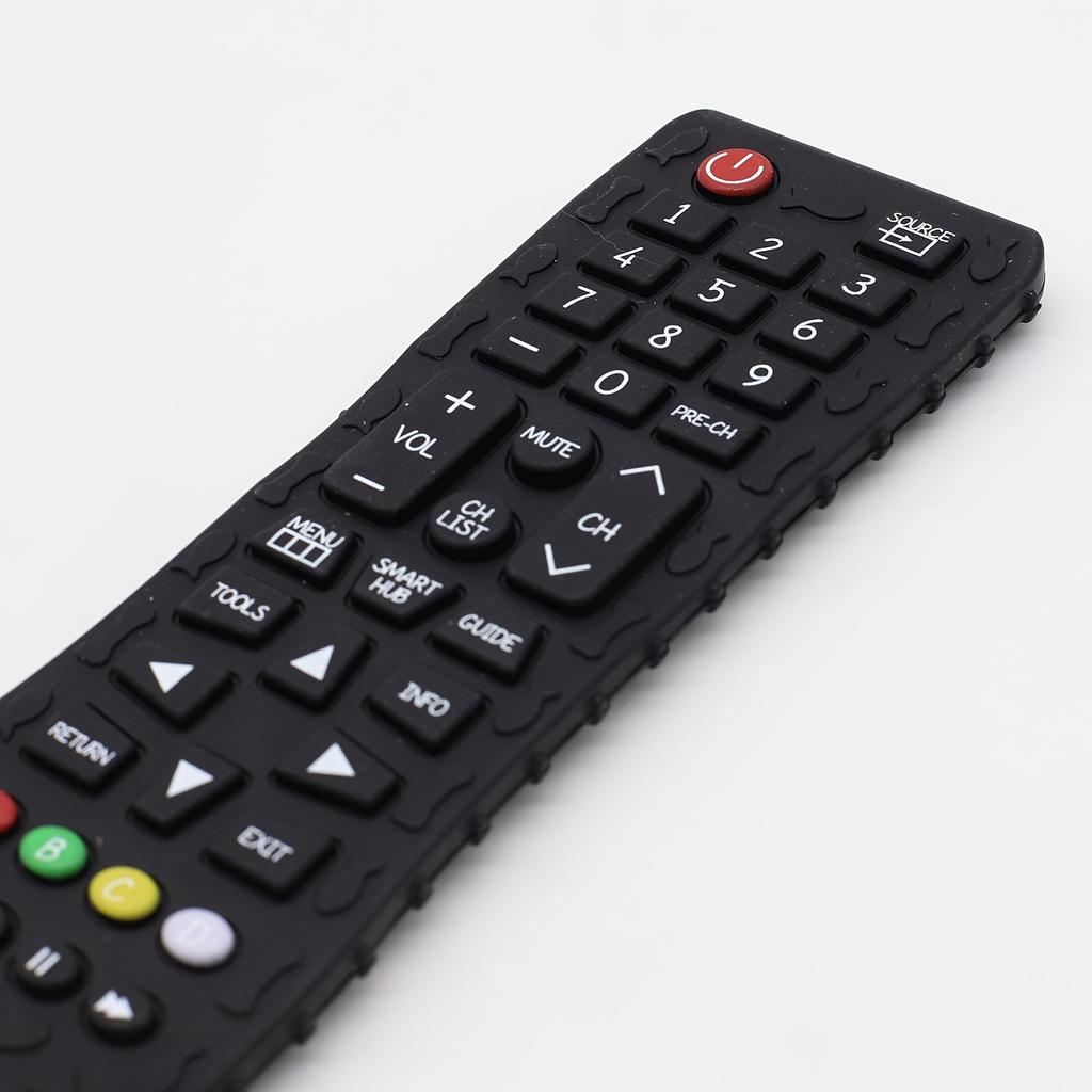 Силиконовый прорезыватель-пульт с защитой от жевания