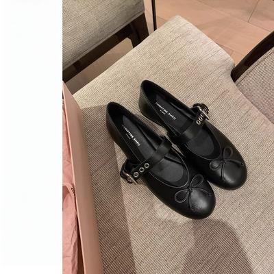 Новые неглубокие балетки для женщин