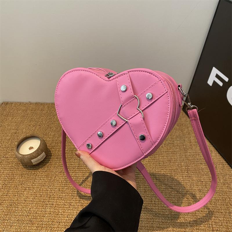 Уникальная сумка-ниша для женщин, новые модные тенденции, заклепки и модная сумка через плечо, модная сумка Love Bag