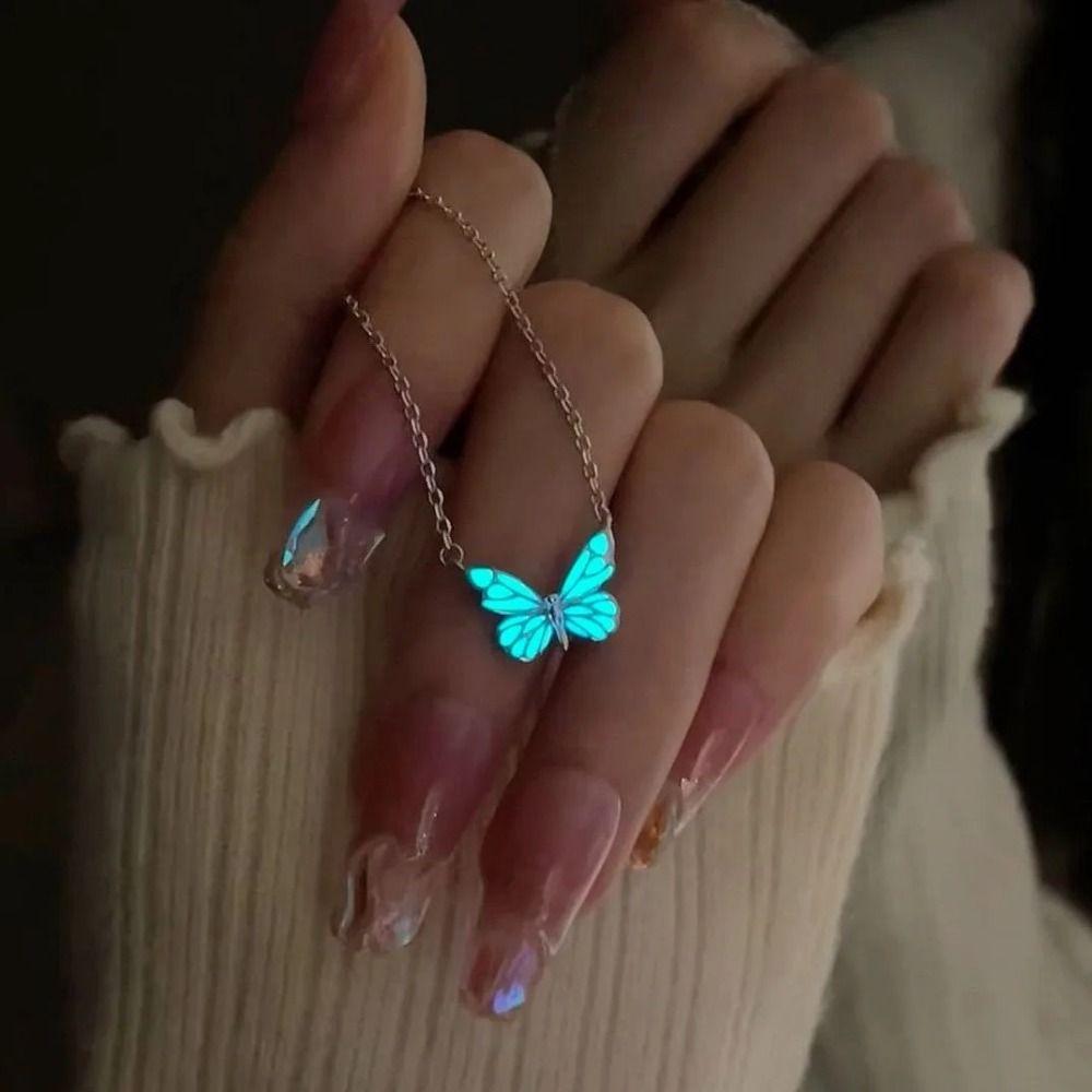 Simple Butterfly Necklace Glow in The Dark Diamond Bracelet Vintage Clavicle Chain Women