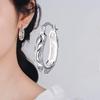 Европейские Шикарные Ажурные Серьги: Стильные женские гвоздики, универсальный и смелый дизайн