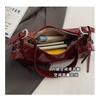 Ielgy Underarm Bag Fashion Niche Design Shoulder Messenger Bag High-End Texture Baguette Bag