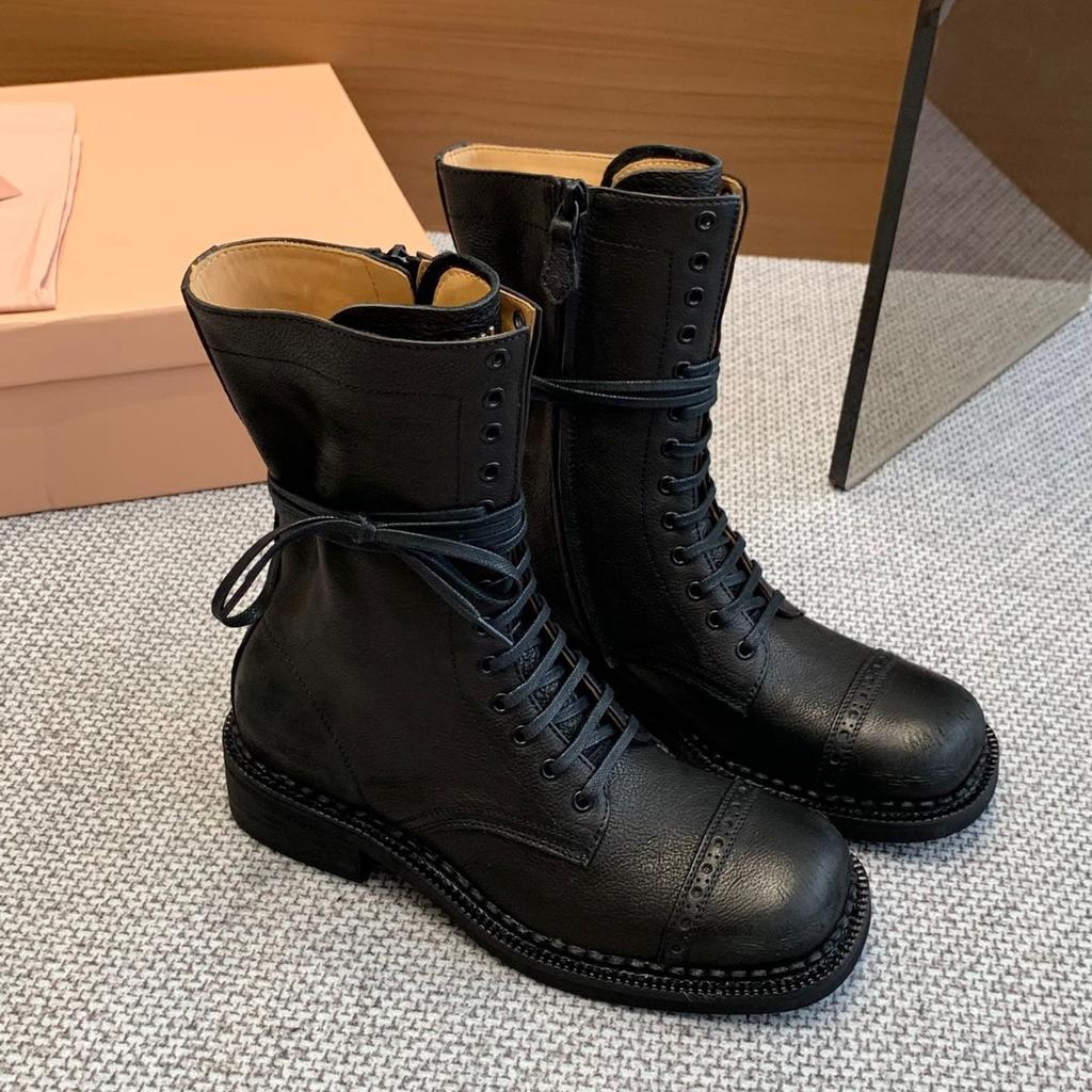 Большой обхват голенища модель для показа мод ретро-стиль ботинки Dr. Martens на шнуровке мотоциклетные ботинки полированная кожа рыцарские ботинки