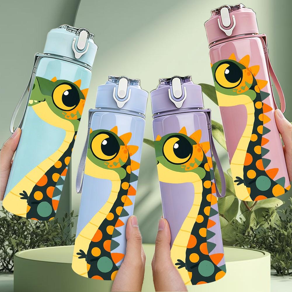 1PC Tall Green Dinosaur Cartoon 750ml Color Plastic Sports Water Bottle Leakproof Flip Straw Lid Suitable for Sports Office Home Use