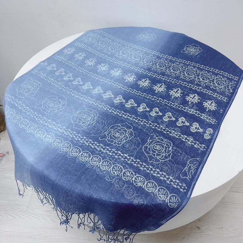 Linen Tie-Dye Scarf Gradual Change Blue Dye Batik Scarf Women'S Style Shawl Fringed Warm Silk Scarf
