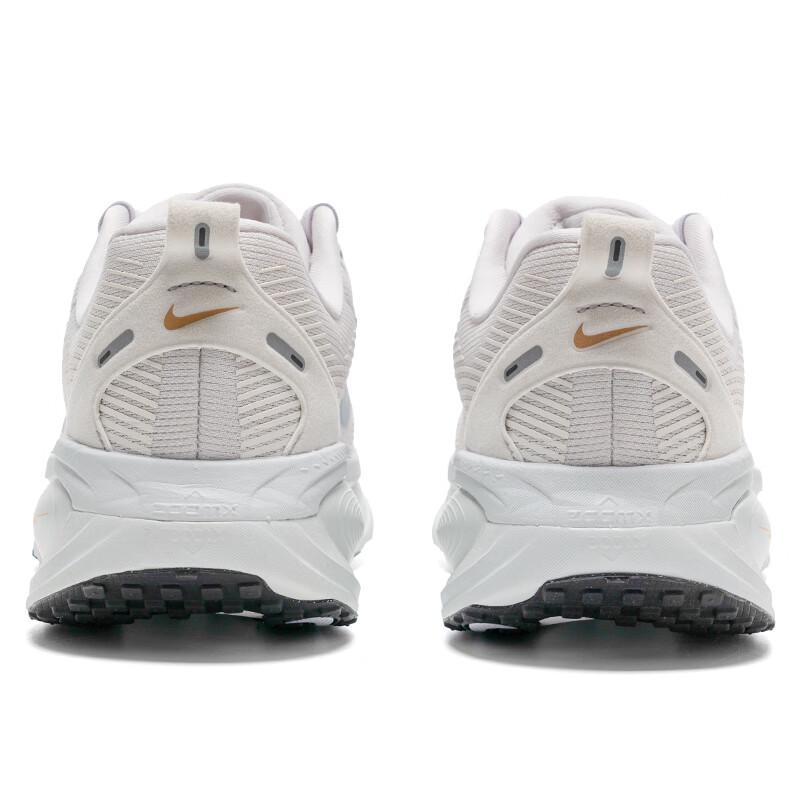 Nike Мужские нейтральные беговые кроссовки Vomero 18 HM6803-009
