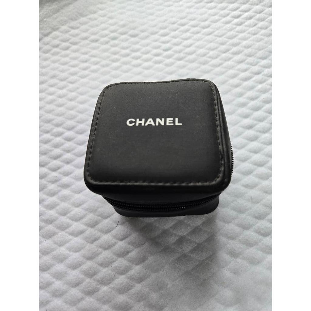 Б/у футляр для украшений/часов с логотипом CHANEL