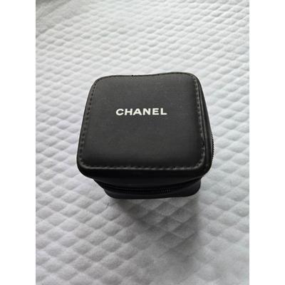 Б/у футляр для украшений/часов с логотипом CHANEL