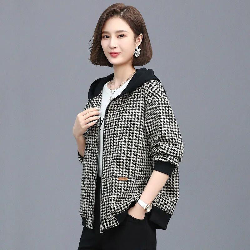 Jacket Women Fall and Spring Slim Short Section Hooded Cardigan Top Casual Versatile Comfortable Zipper Jacket