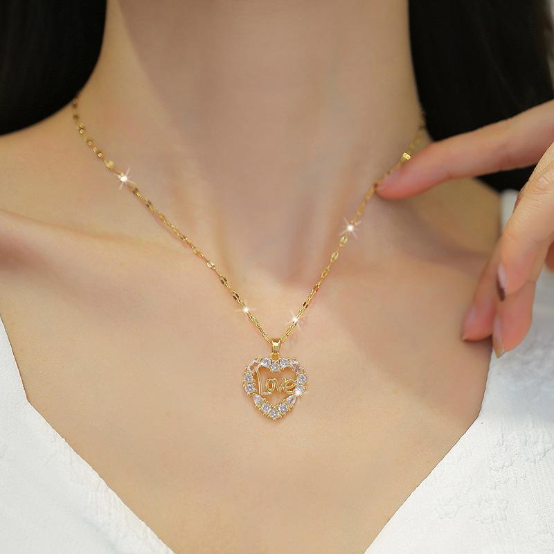Love Love Light Luxury Temperament Gorgeous Full Diamond Necklace Female Versatile Collarbone Chain Titanium Steel Chain