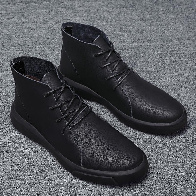 Fashion Korean Luxury Genuine Leather Lace Up Mid Top Boots Men Chelsea Boots Motorcycle Outdoor Cow Sole Shoes British Work Shoes Male