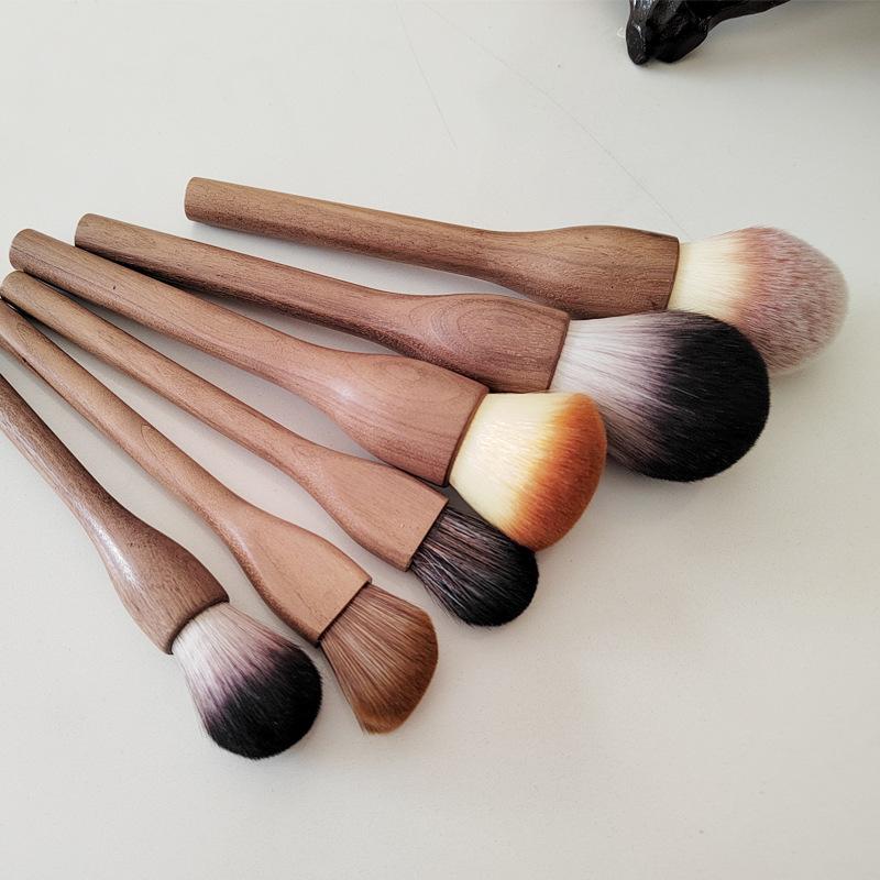 Мягкая кисть для пудры, пламенные румяна, кисть для тонального крема, кисть для макияжа из орехового дерева, кисть для тонального крема, кисть для рассыпчатой ​​пудры, кисть для теней.