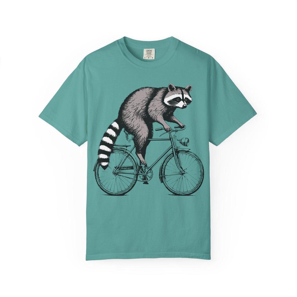 Biking Raccoon T-Shirt: Vintage Style Animal Graphic Tee
